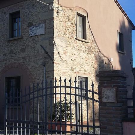 L'Aia Degli Olivi Apartment Вада Екстериор снимка